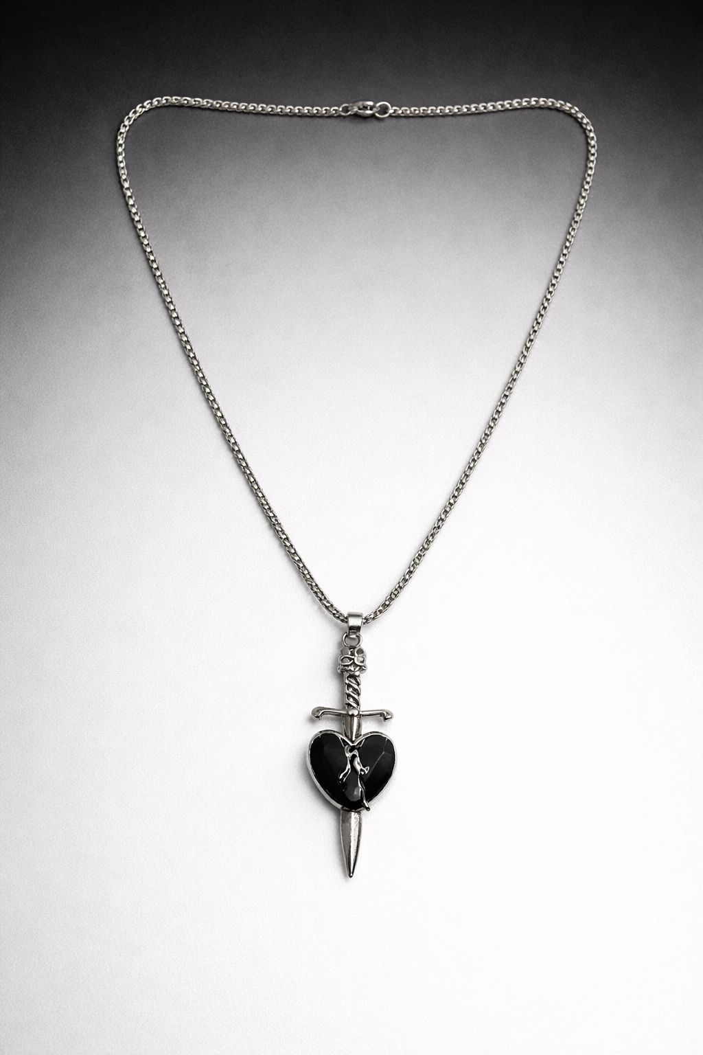 Breaking Heart pendant - PREMIUM